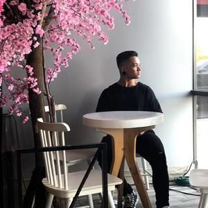 Meet your Posher, Tommy